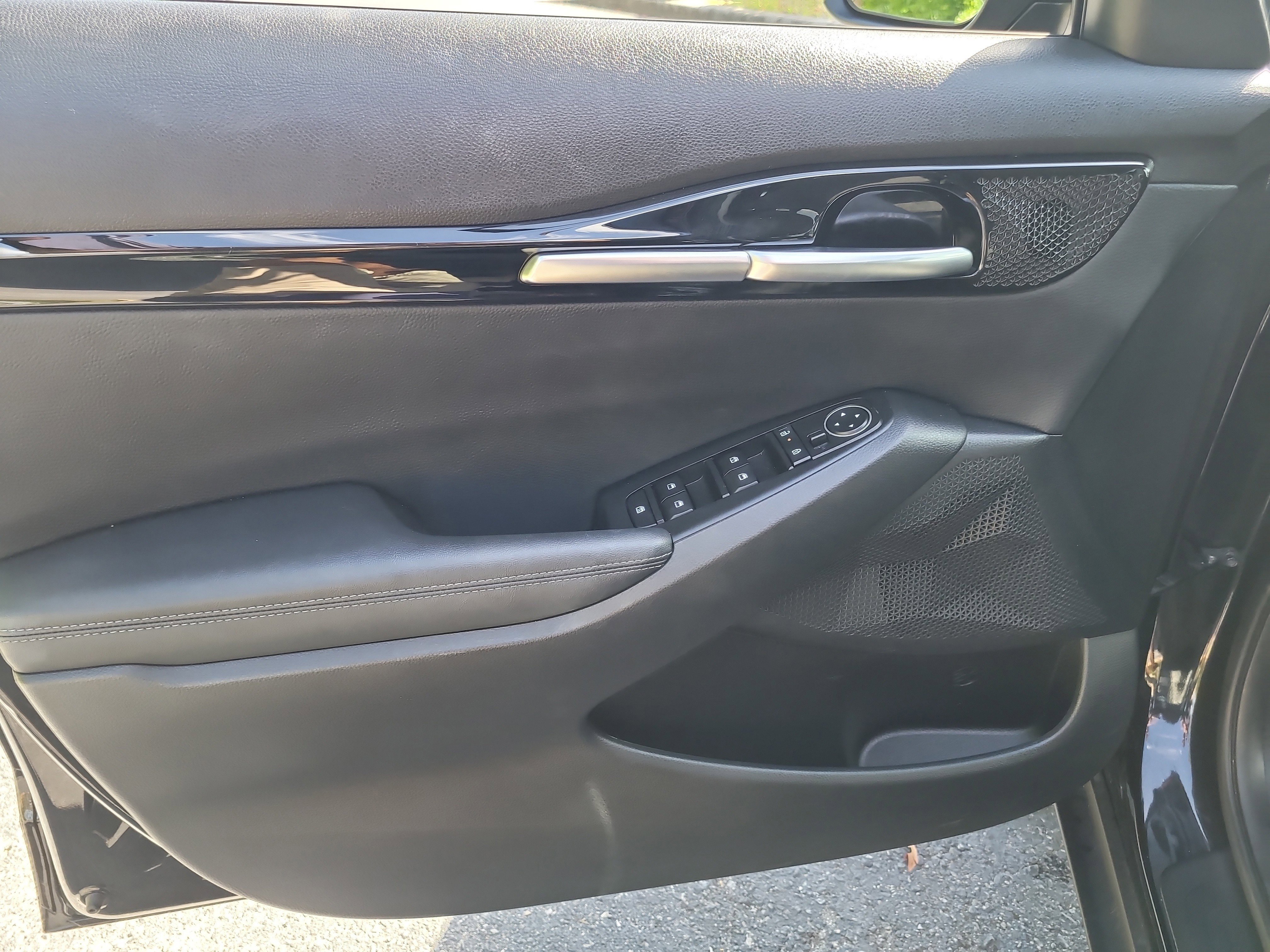 Used 2025 Kia Seltos S image 17