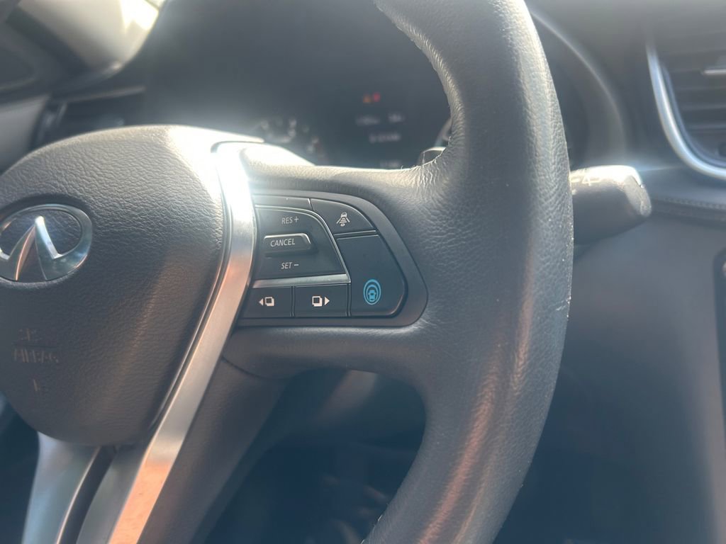 Used 2019 INFINITI QX50 Essential w/ Proactive Package AWD/4WD image 18