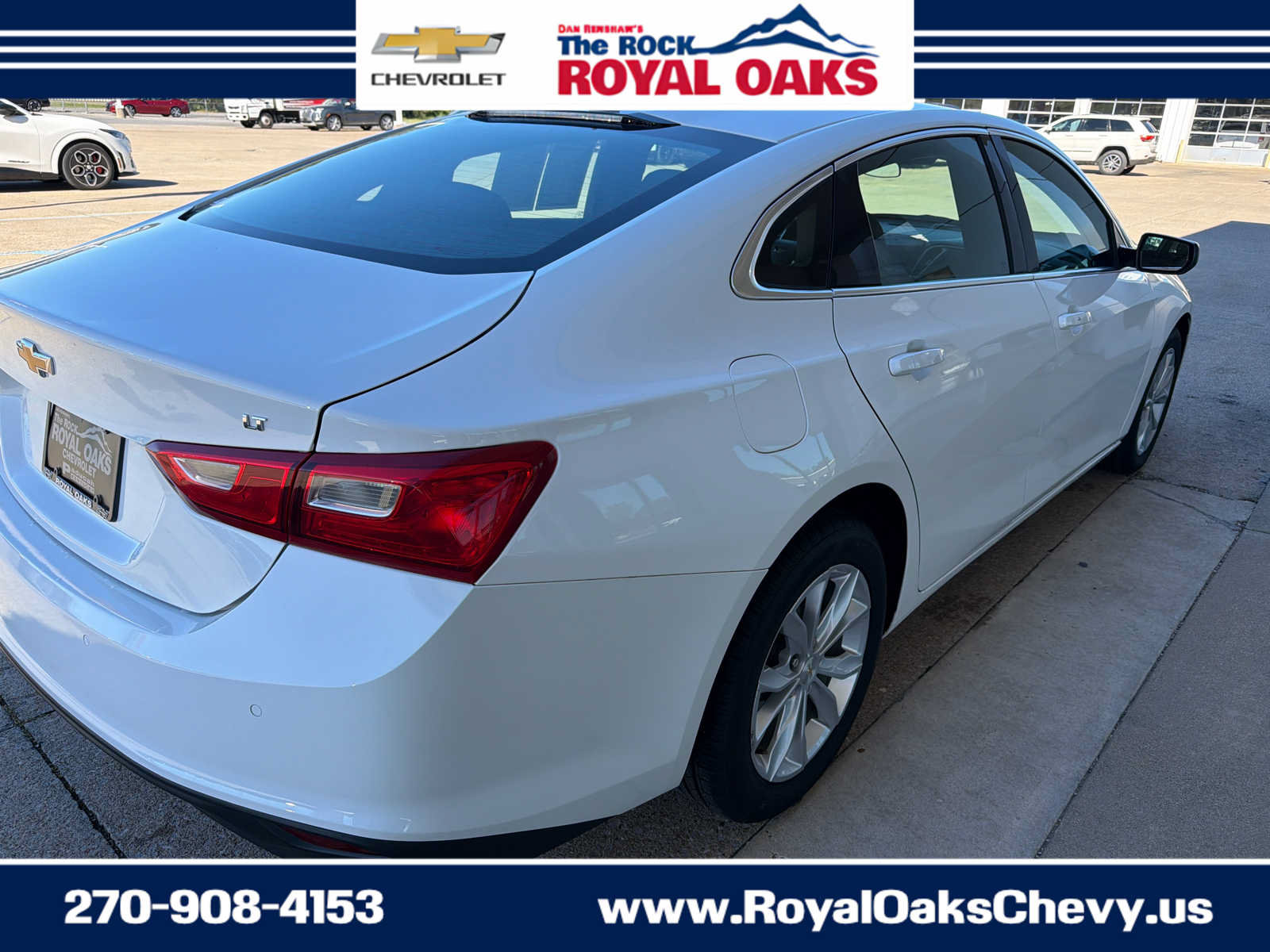 Used 2025 Chevrolet Malibu LT FWD image 9