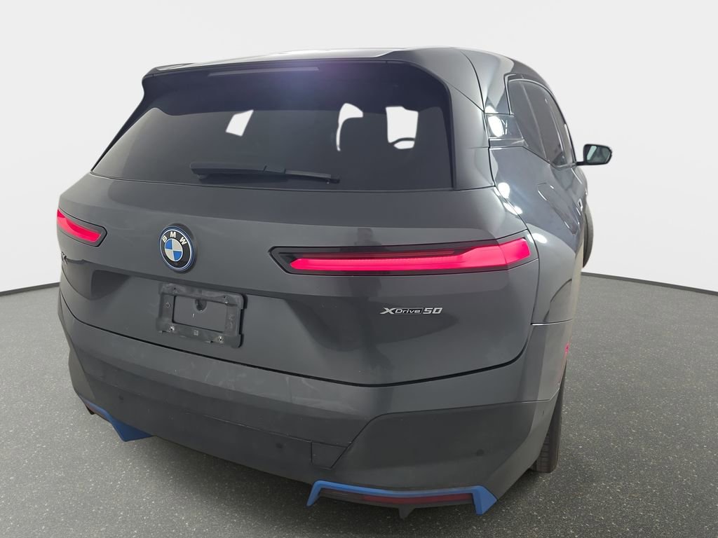 Certified 2023 BMW iX xDrive50 w/ Premium Package AWD/4WD image 38