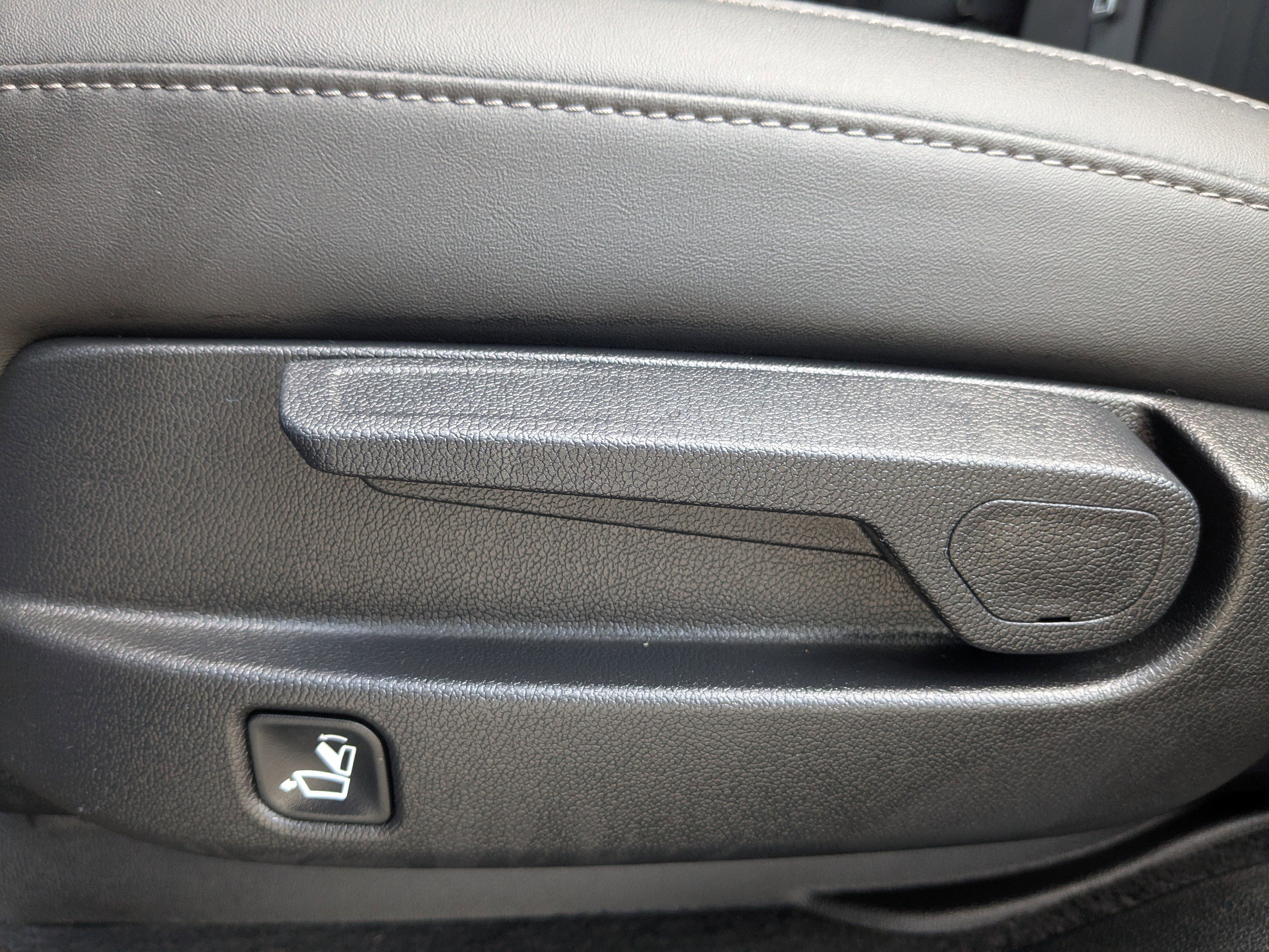 Certified 2022 Kia Sorento S image 17