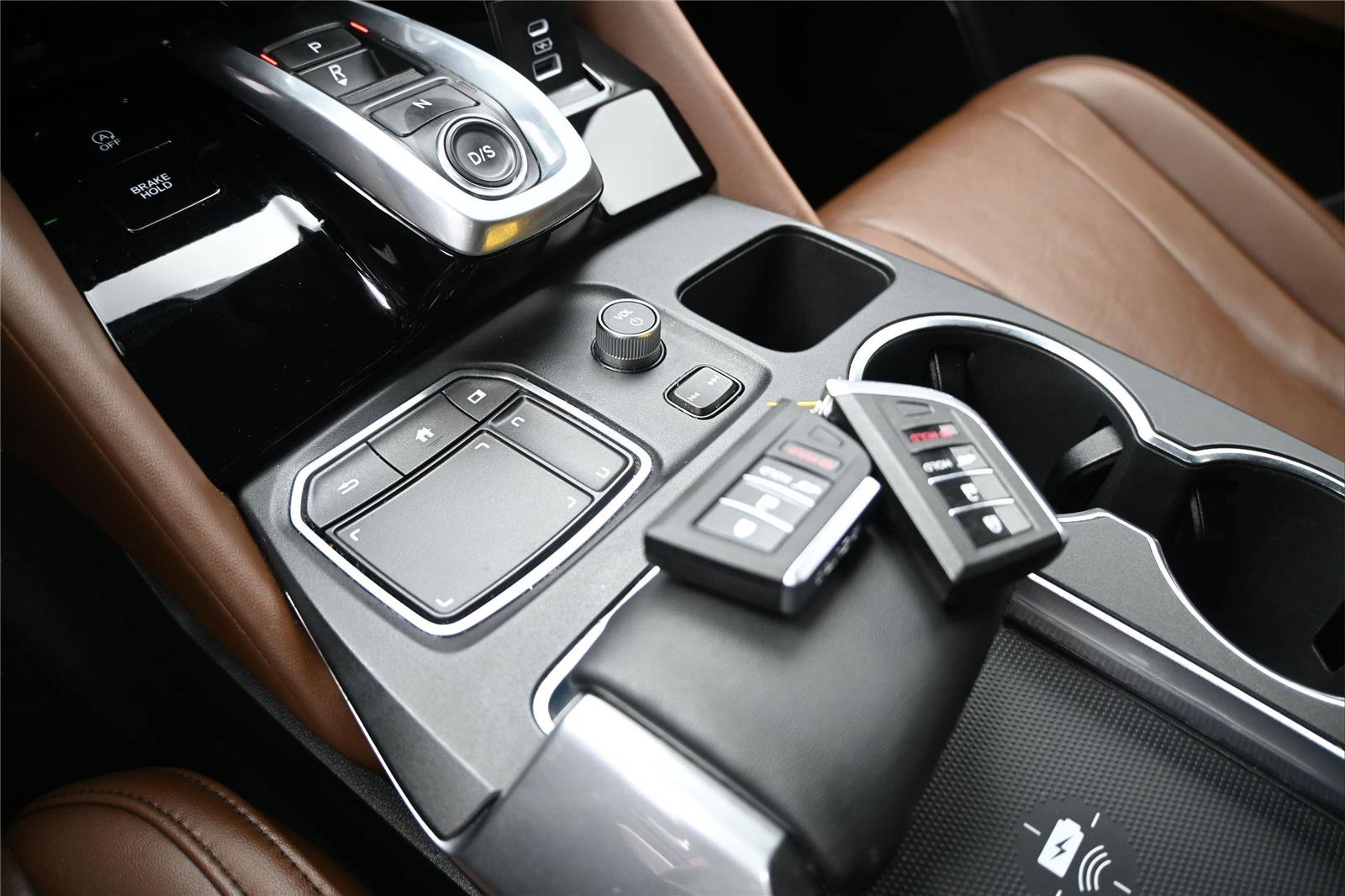 Certified 2022 Acura MDX SH-AWD w/ Technology Package image 5