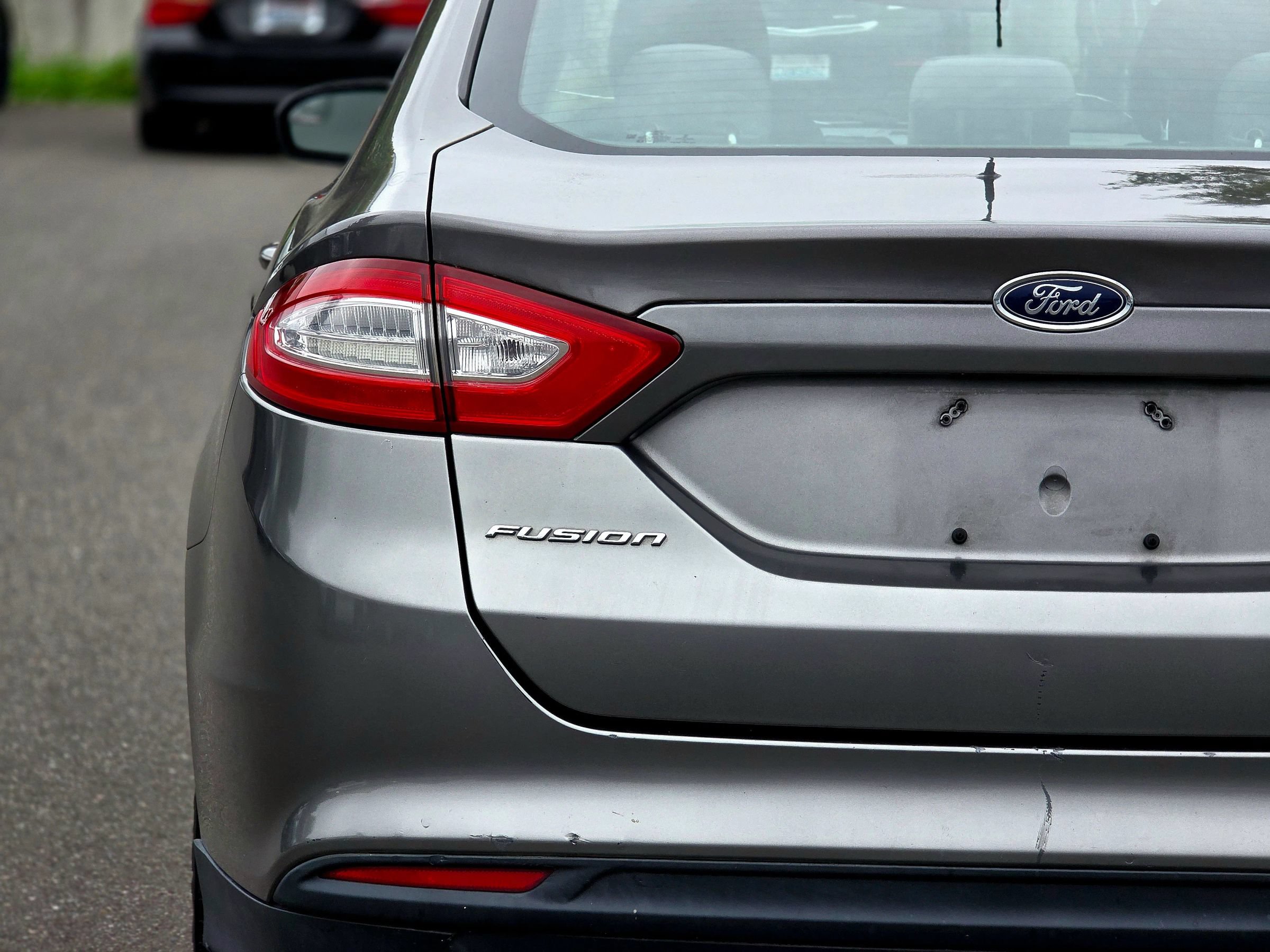 Used 2013 Ford Fusion S FWD image 10