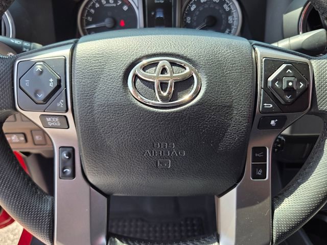 Used 2021 Toyota Tacoma SR5 RWD image 29