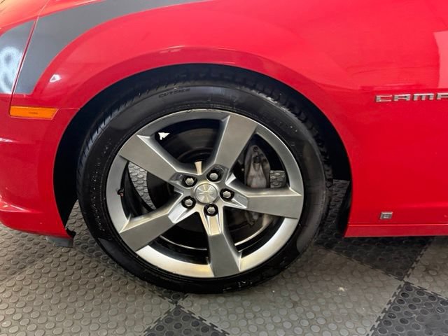 Used 2010 Chevrolet Camaro SS w/ RS Package RWD image 13