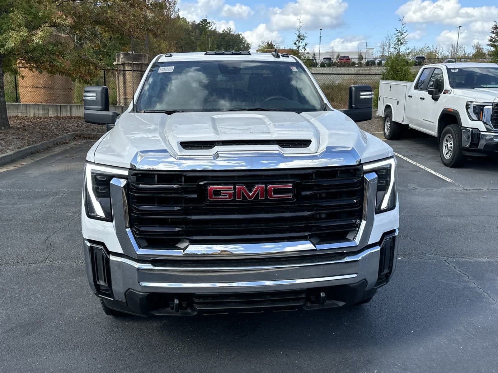 New 2024 GMC Sierra 2500 Pro w/ Convenience Package image 4