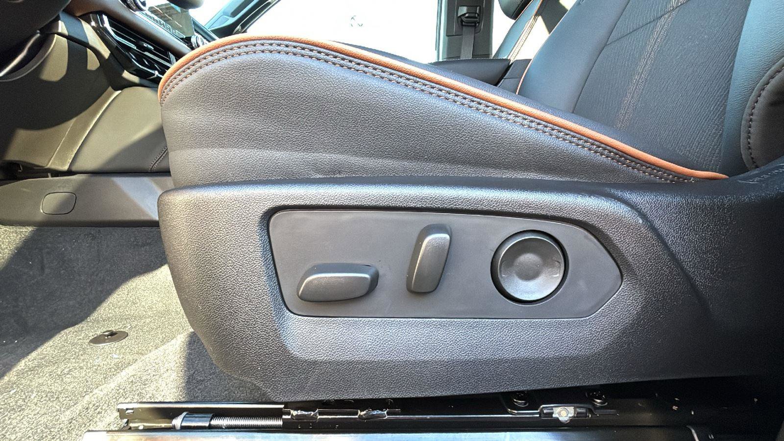 New 2026 GMC Canyon AT4 w/ Nightfall Essentials Package image 23