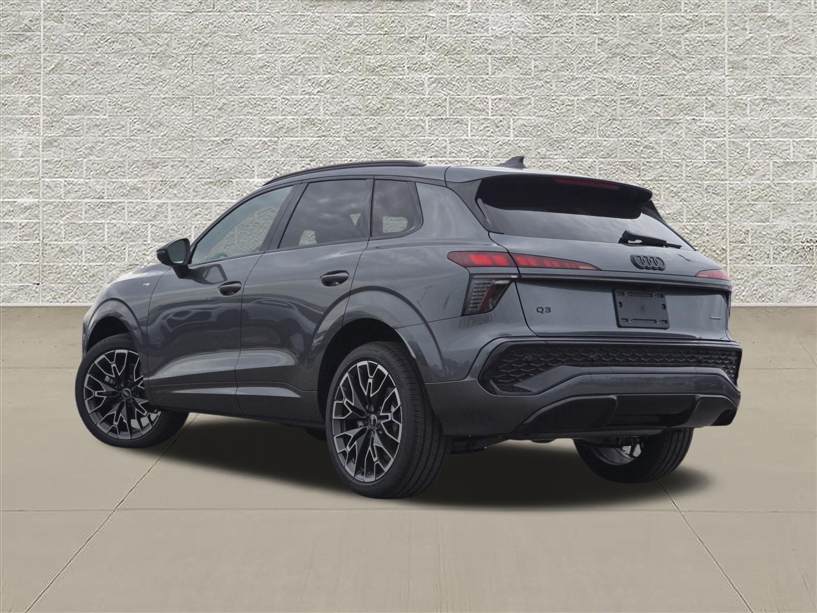 New 2026 Audi Q3 quattro 2.0T AWD/4WD image 5