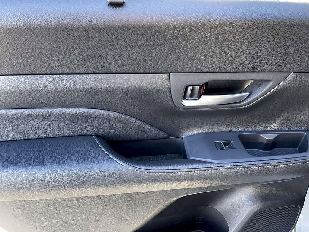 Used 2025 Toyota Grand Highlander FWD image 15