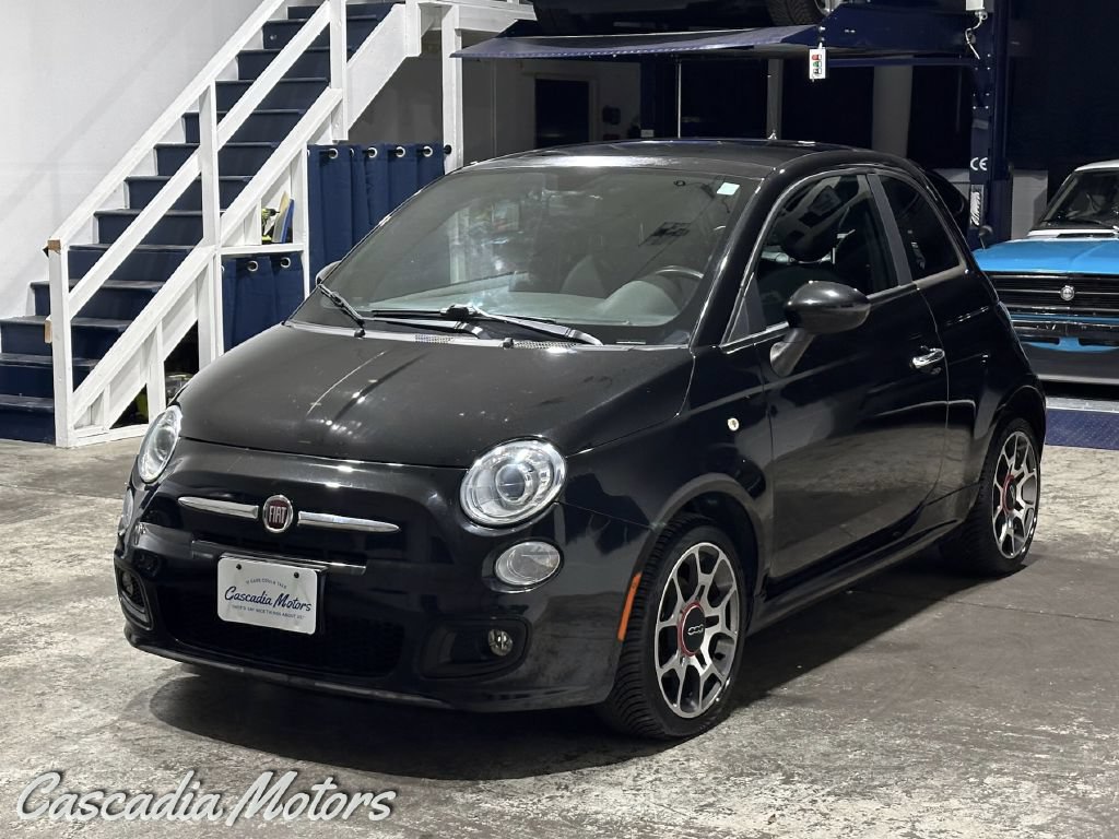 Used 2012 FIAT 500 Sport w/ Safety & Convenience Pkg FWD image 4