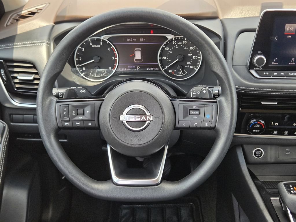 Used 2022 Nissan Rogue SV image 18