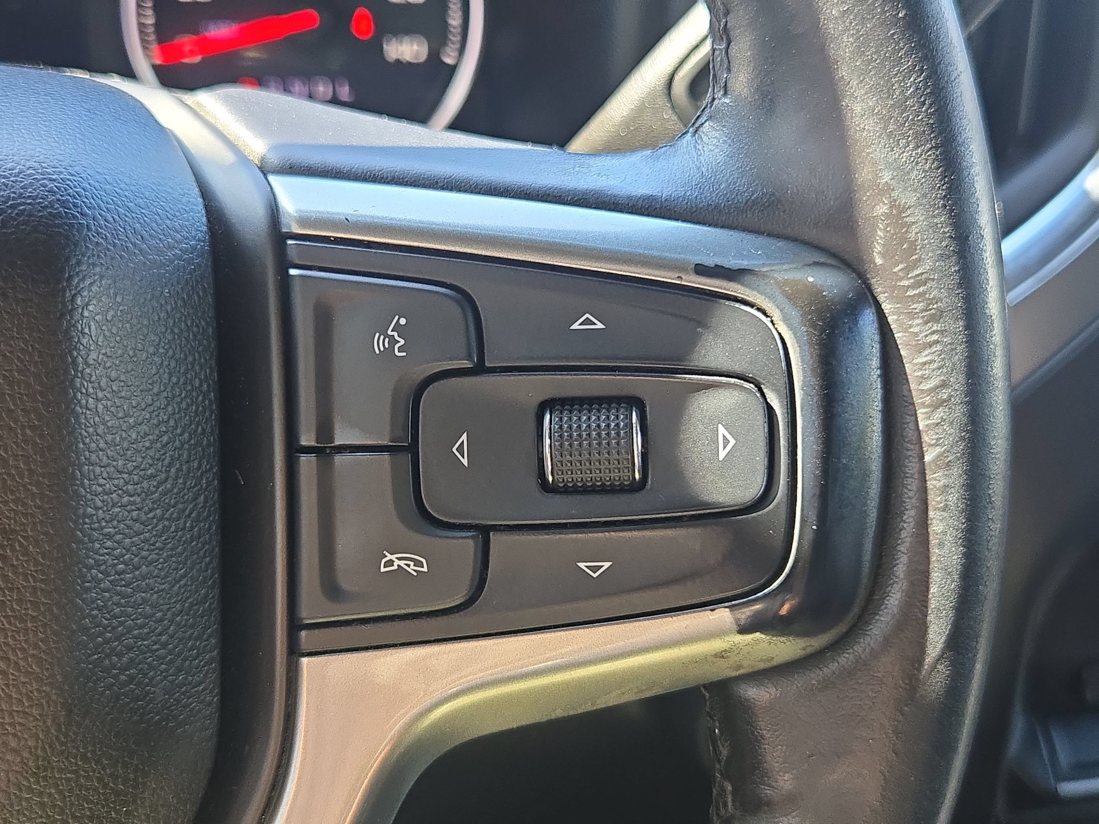 Used 2019 Chevrolet Silverado 1500 LT w/ All-Star Edition RWD image 28
