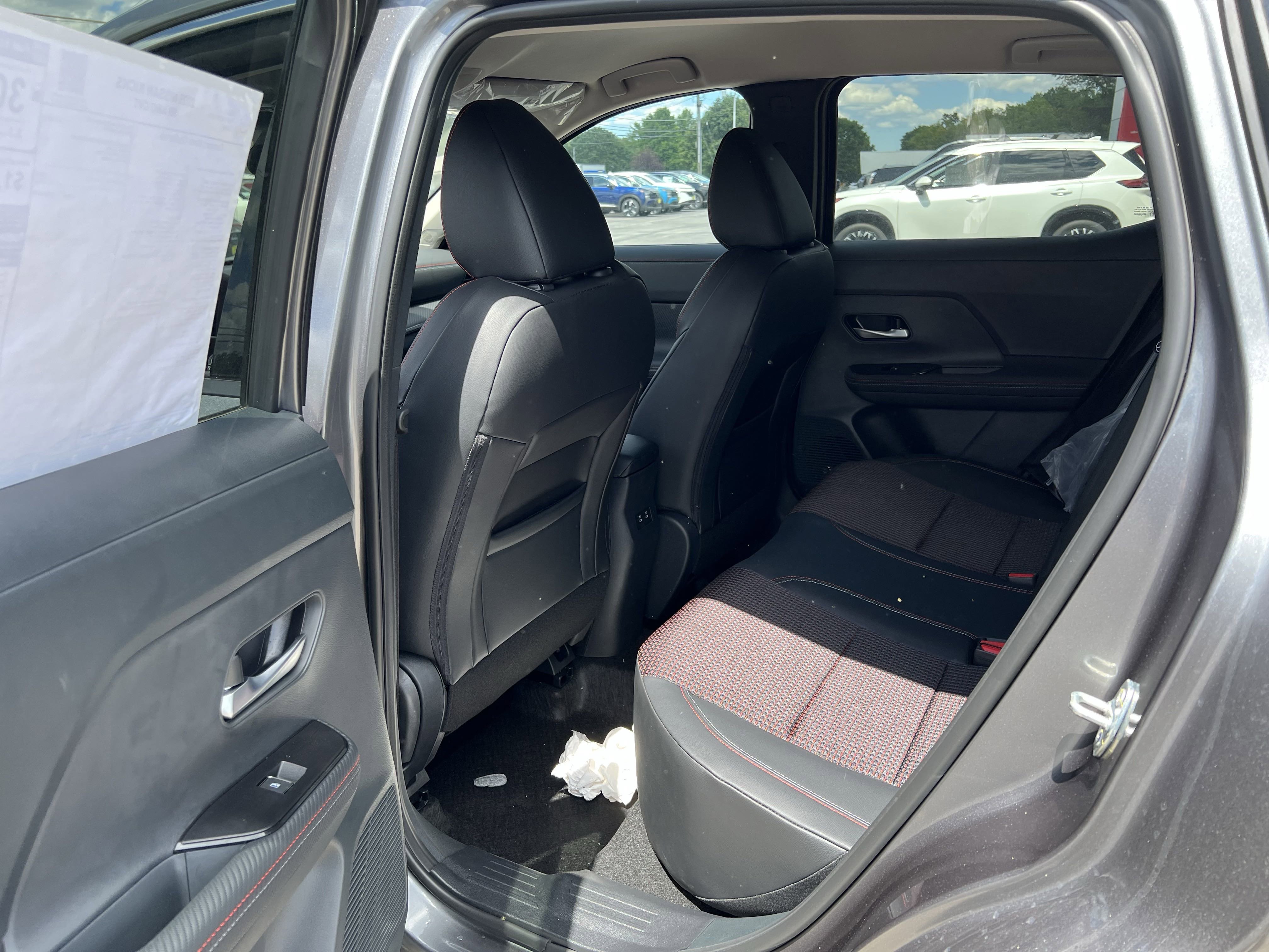 New 2025 Nissan Kicks SR image 5