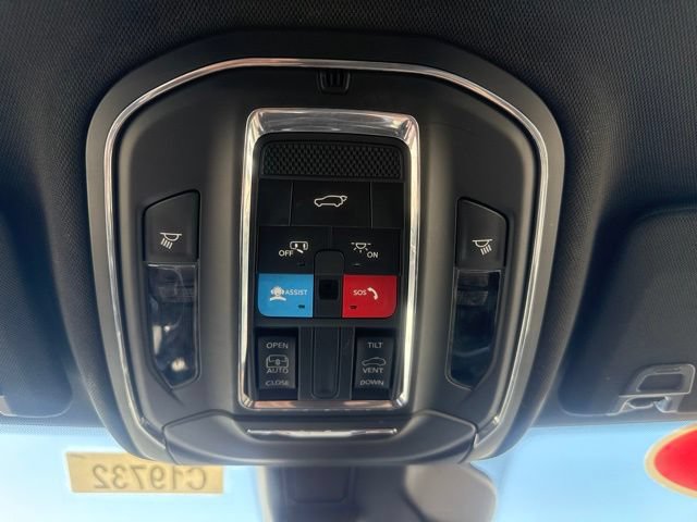 Certified 2024 Jeep Grand Cherokee L Altitude AWD/4WD image 23