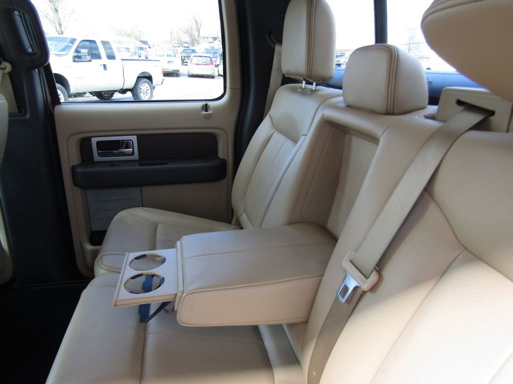Used 2014 Ford F150 Lariat w/ Lariat Chrome Package image 29