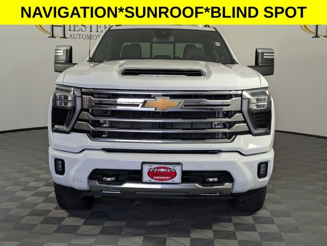 Used 2024 Chevrolet Silverado 2500 High Country w/ Max Trailering Package AWD/4WD image 3