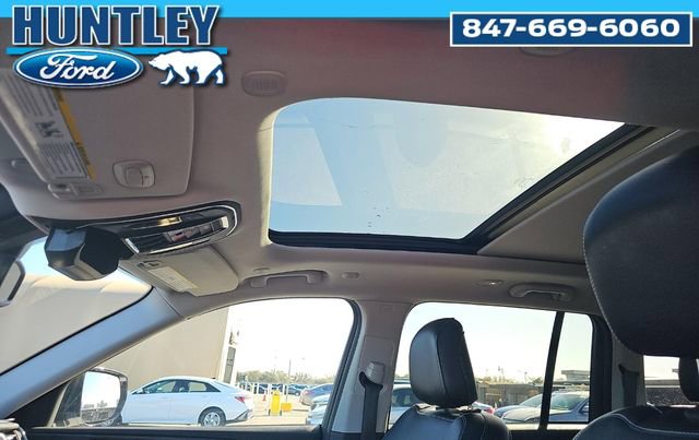 Used 2023 Jeep Grand Cherokee 4WD 4xe image 11