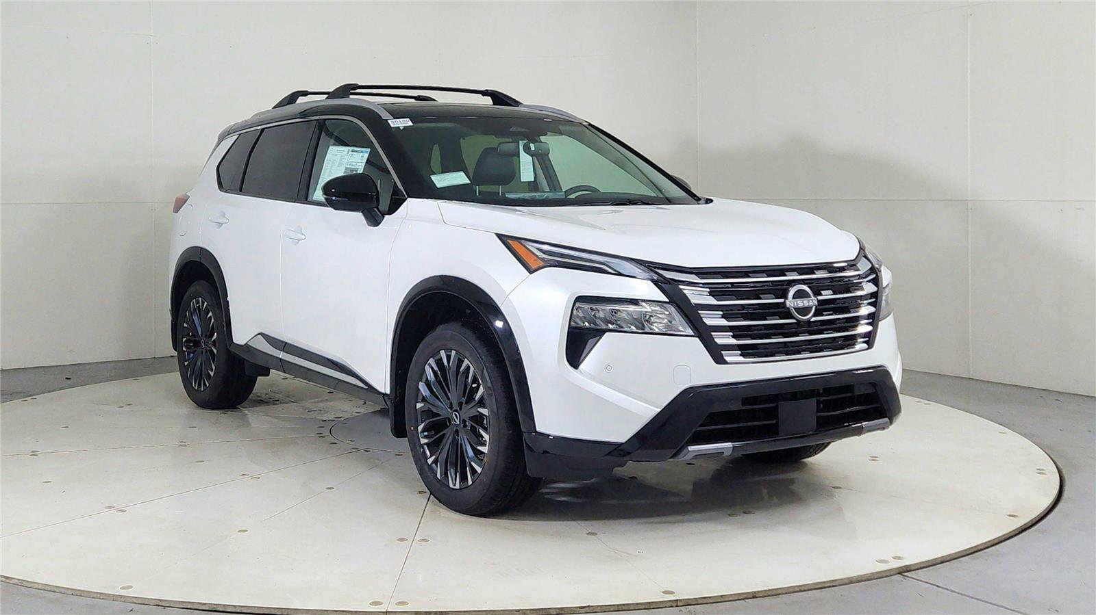 New 2026 Nissan Rogue Platinum w/ Platinum Premium Package image 1