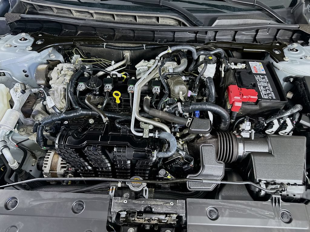Used 2024 Nissan Altima 2.5 SR FWD image 35