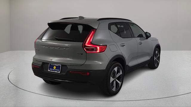 Certified 2026 Volvo XC40 B5 Plus w/ Protection Package Premier AWD/4WD image 4