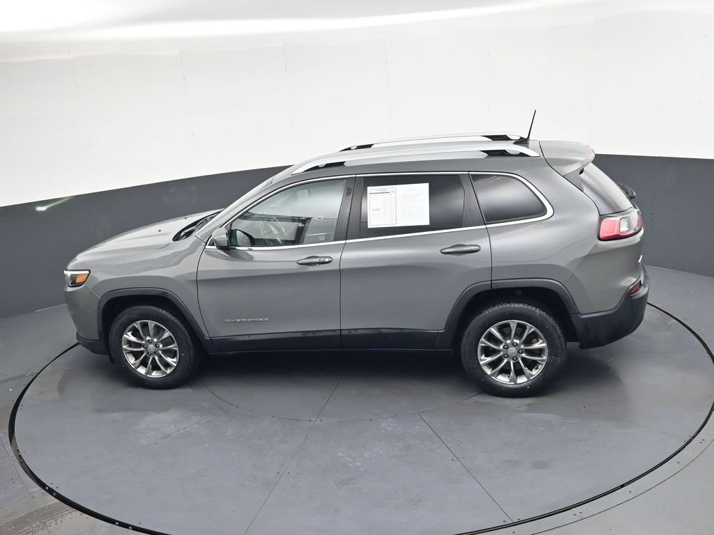 Used 2020 Jeep Cherokee Latitude Plus w/ Comfort/Convenience Group image 32