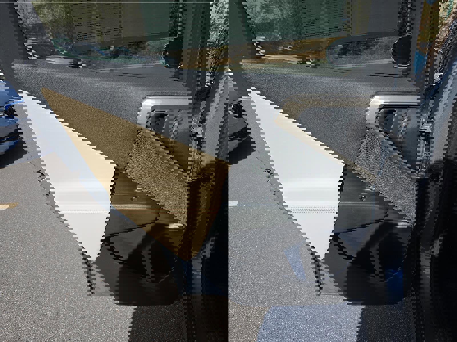 Used 2025 BMW X3 xDrive30i w/ Convenience Package image 14