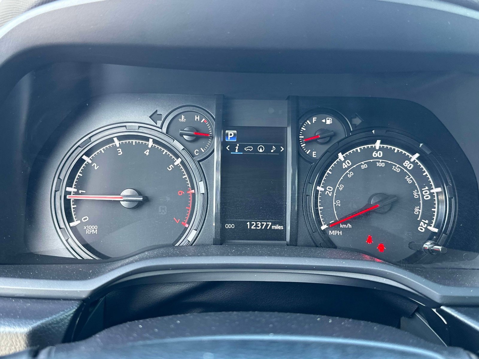 Used 2024 Toyota 4Runner SR5 Premium w/ Moonroof Package image 19