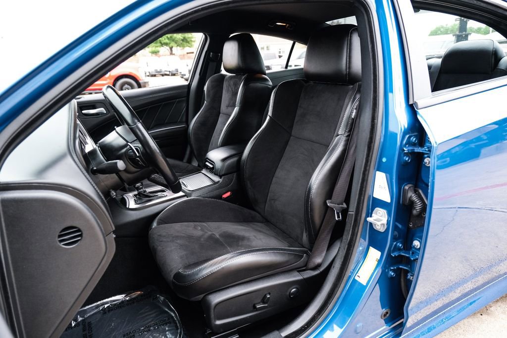 Used 2022 Dodge Charger R/T w/ Plus Group RWD image 32