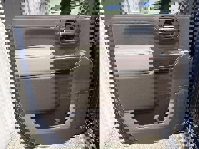 Used 2021 GMC Sierra 2500 SLT image 28