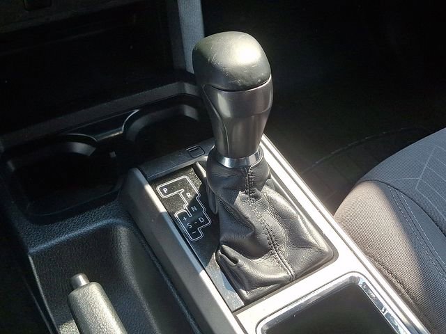 Used 2016 Toyota Tacoma TRD Off-Road w/ Towing Package AWD/4WD image 12