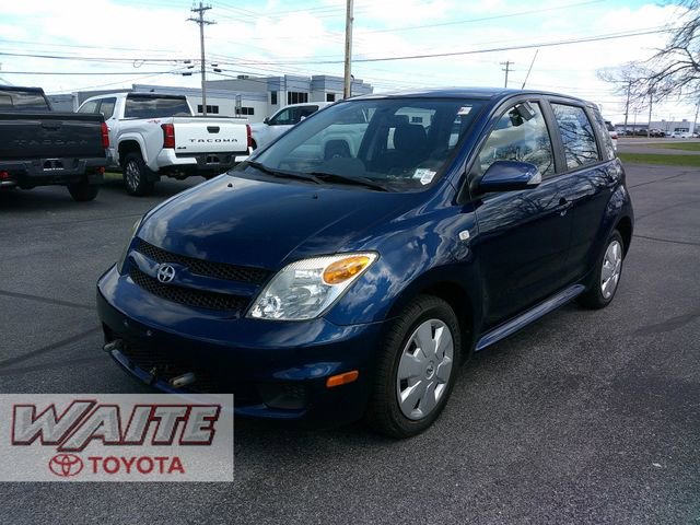 Used 2006 Scion xA FWD image 5