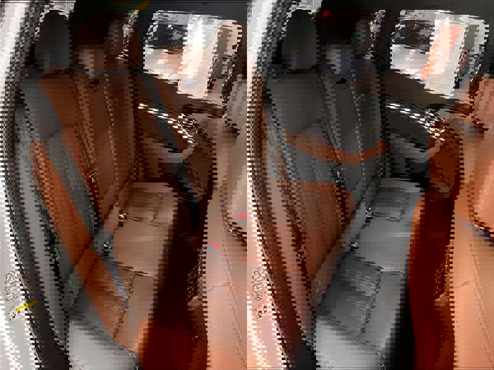 Certified 2024 Audi Q8 e-tron Premium Plus image 28