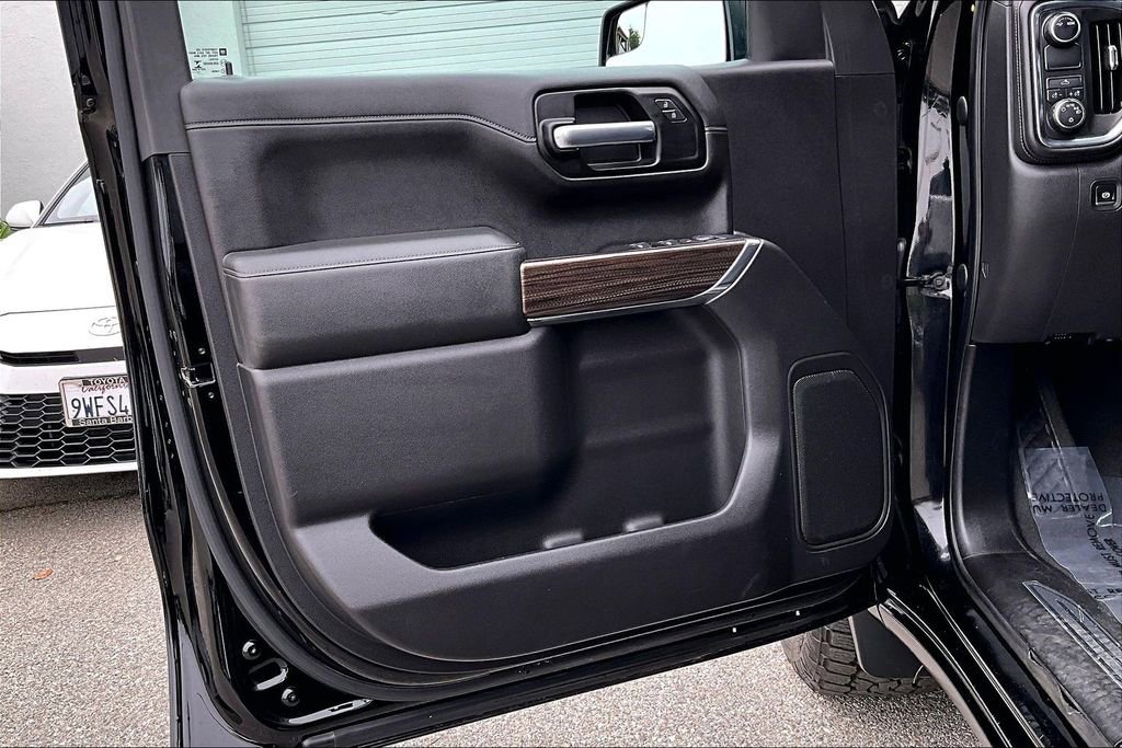 Used 2020 Chevrolet Silverado 1500 LT w/ All-Star Edition image 21