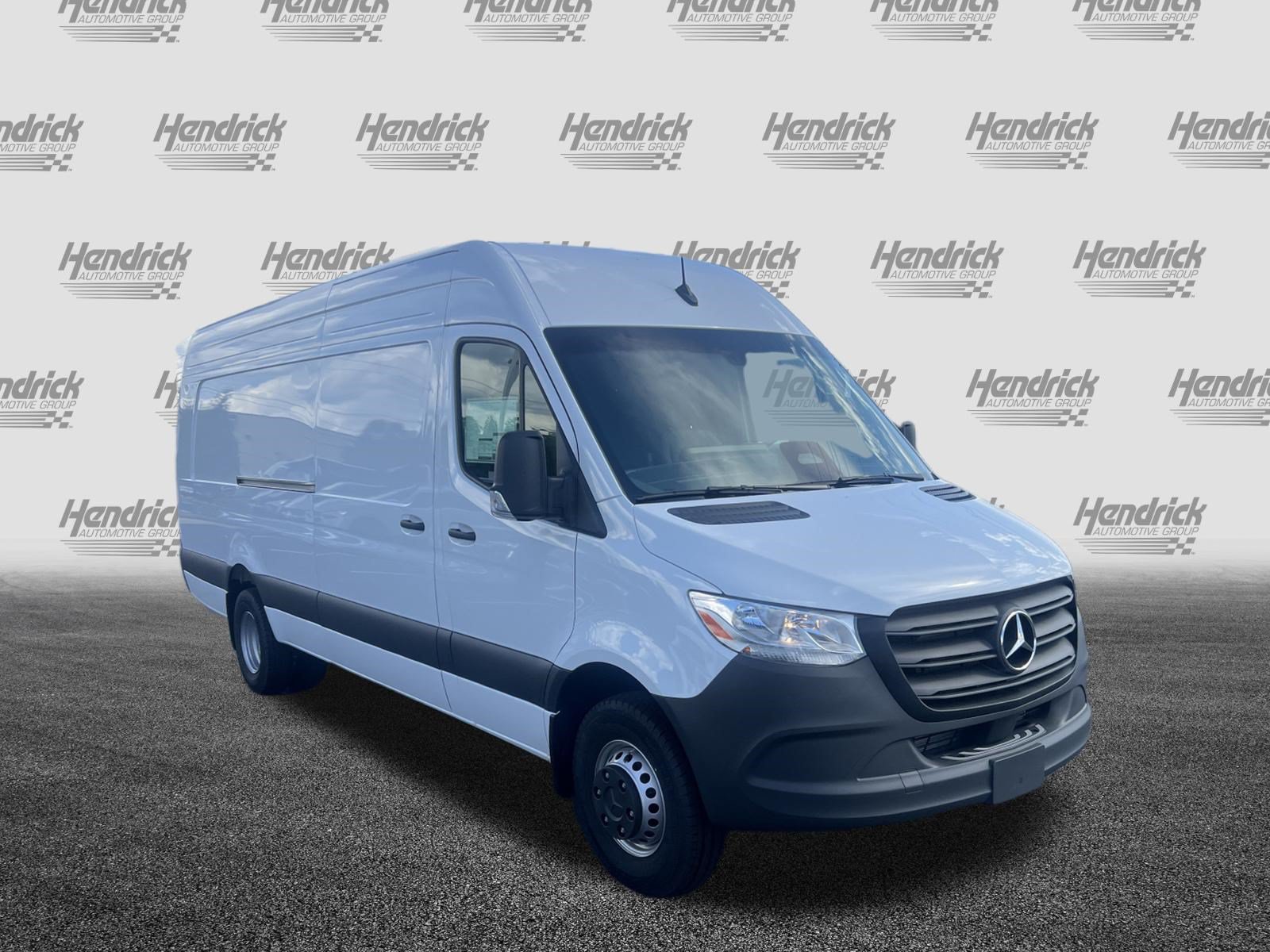 New 2026 Mercedes-Benz Sprinter 4500 video 2