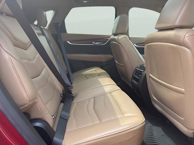 Used 2019 Cadillac XT5 Platinum AWD/4WD image 7
