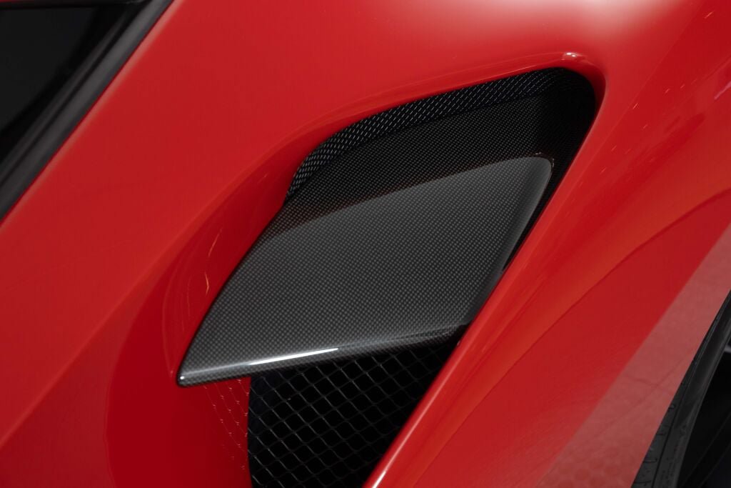 Used 2017 Ferrari 488 GTB RWD image 28
