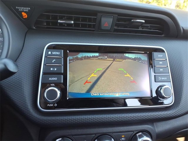 New 2025 Nissan Kicks Play S image 14