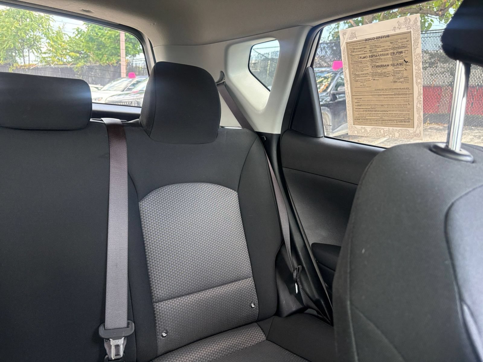 Used 2025 Kia Soul LX w/ LX Technology Package FWD image 31