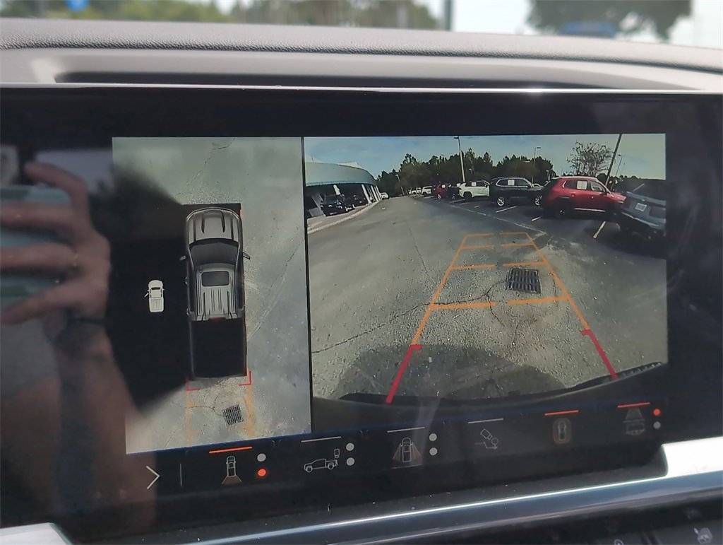 New 2026 Chevrolet Silverado 1500 High Country w/ LPO, Dark Essentials Package image 15