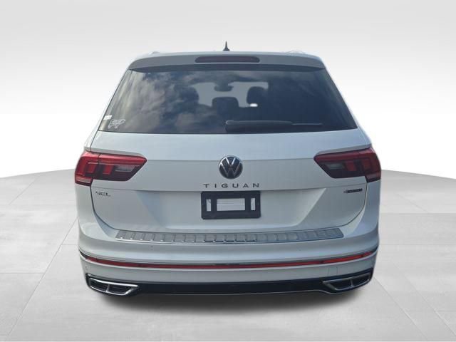 Used 2022 Volkswagen Tiguan SEL R-Line image 6