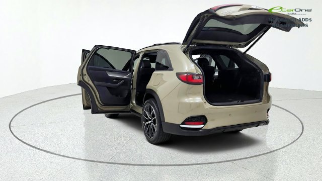 Used 2025 MAZDA CX-70 Plug-In Hybrid w/ Premium Plus AWD/4WD image 18