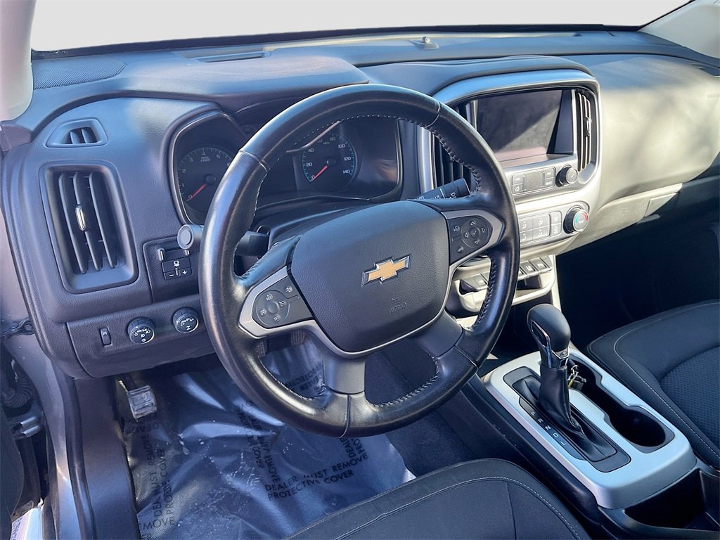 Used 2022 Chevrolet Colorado LT w/ Safety Package image 9