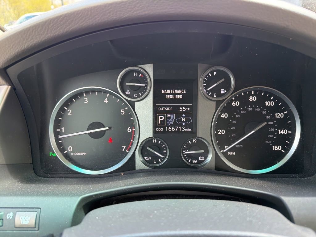 Used 2014 Lexus LX 570 4WD image 26