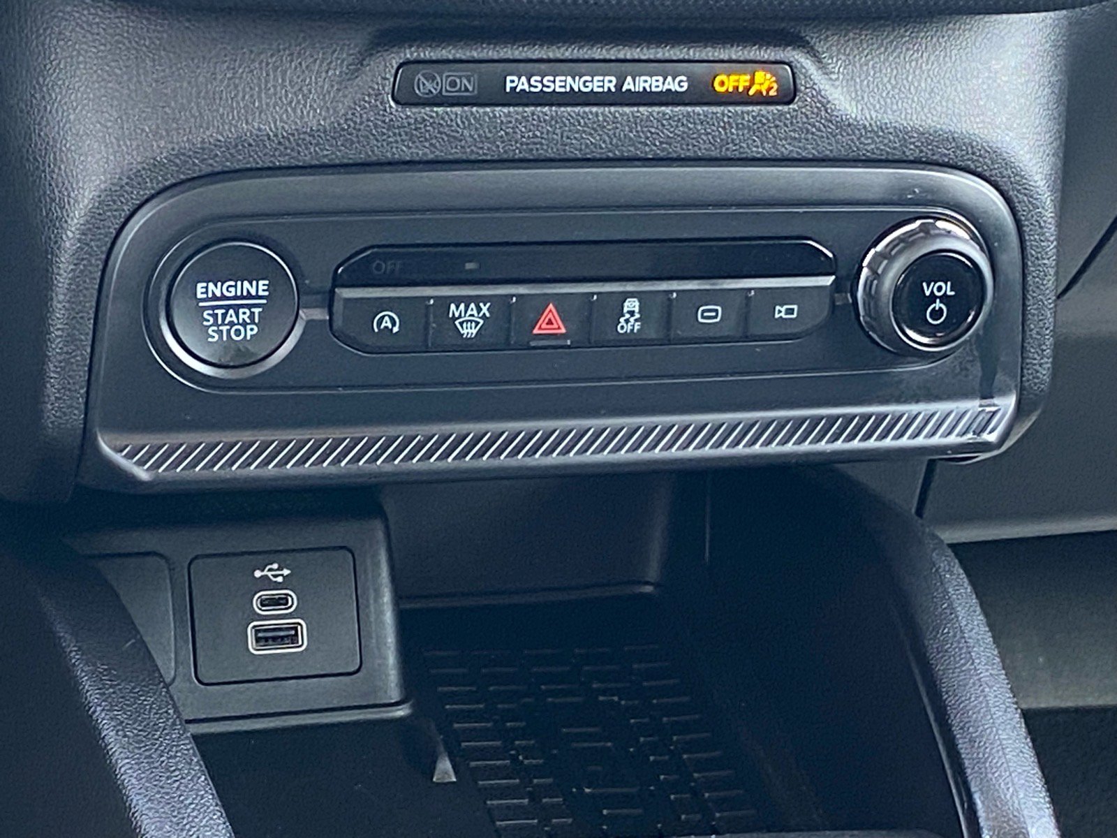 Used 2025 Ford Bronco Sport Big Bend w/ Convenience Package image 12