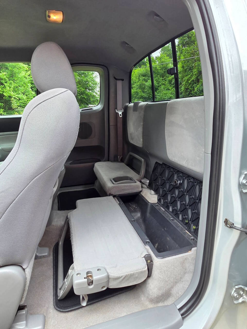 Used 2005 Toyota Tacoma PreRunner RWD image 23