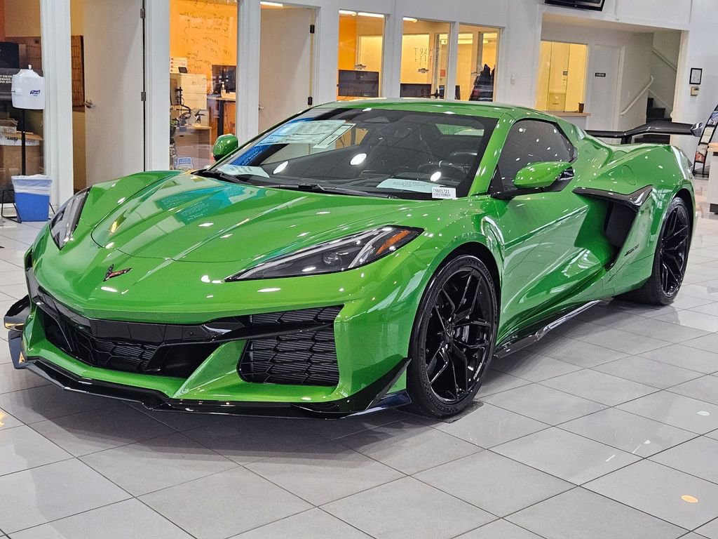 New 2026 Chevrolet Corvette Z06 w/ Z07 Performance Package image 2