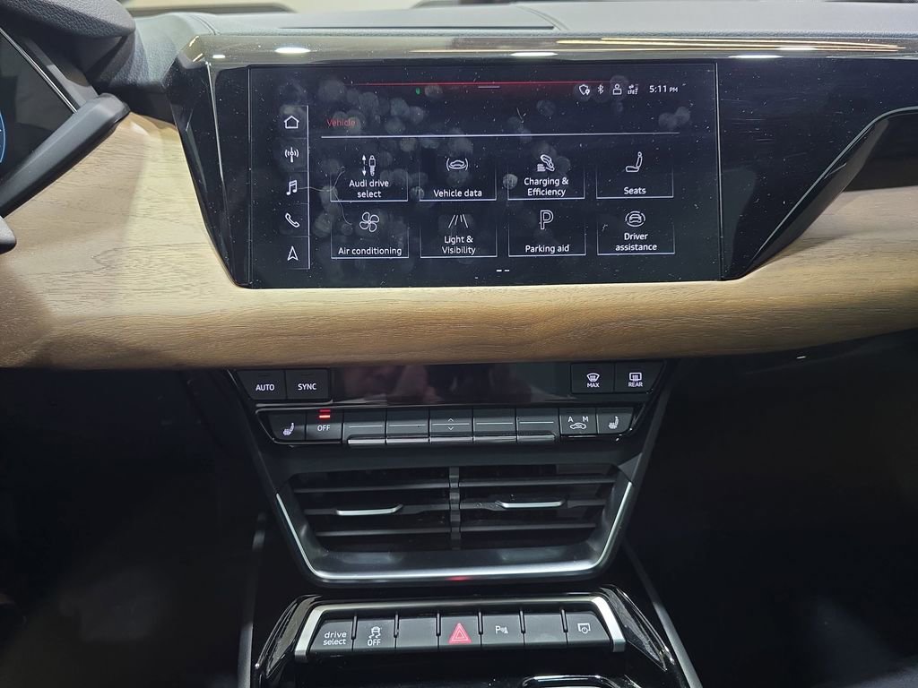Used 2022 Audi e-tron GT Premium Plus AWD/4WD image 23