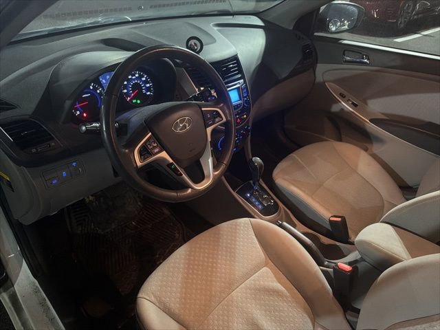Used 2012 Hyundai Accent SE image 21