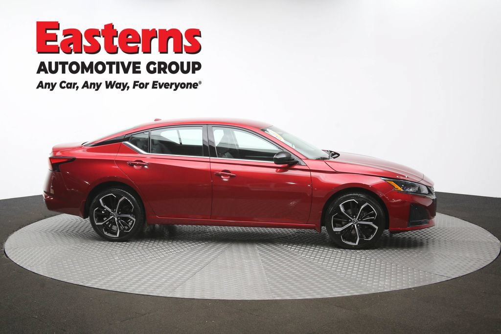 Used 2023 Nissan Altima 2.5 SR AWD/4WD image 44