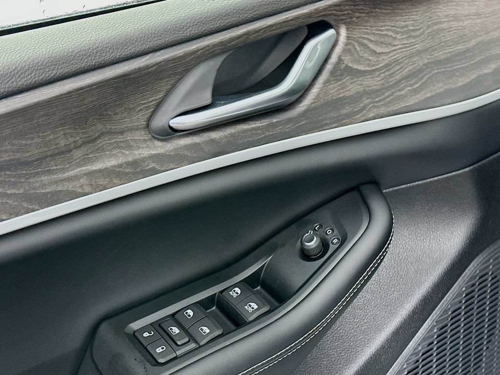 New 2026 Jeep Grand Cherokee Altitude AWD/4WD image 21